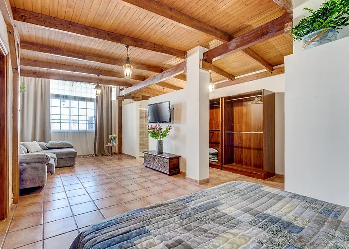 Carmen By Eden Semesterbostad