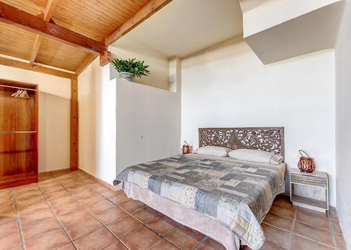 Semesterbostad Carmen By Eden